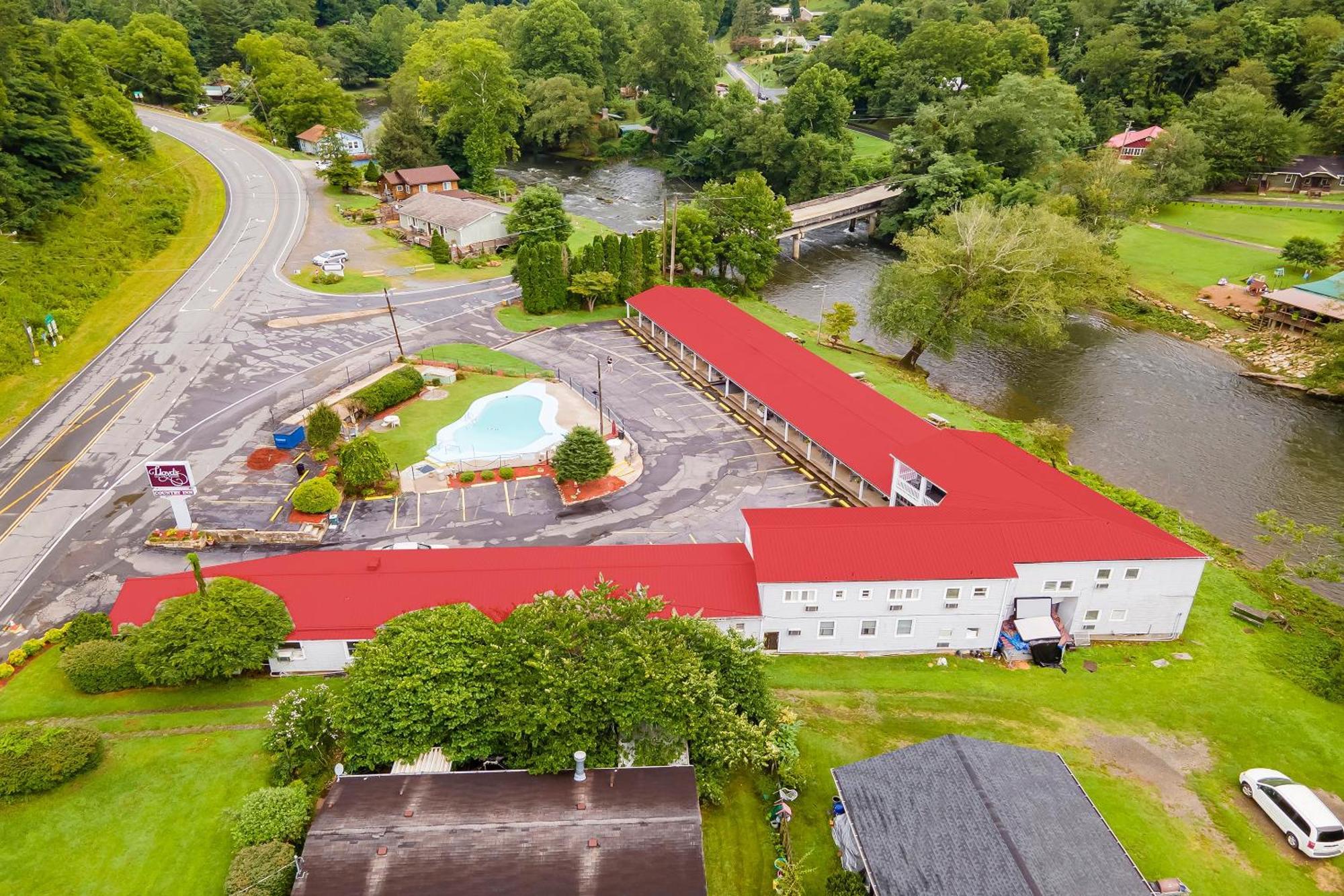 Lloyd'S On The River Country Inn By Oyo Bryson City Kültér fotó