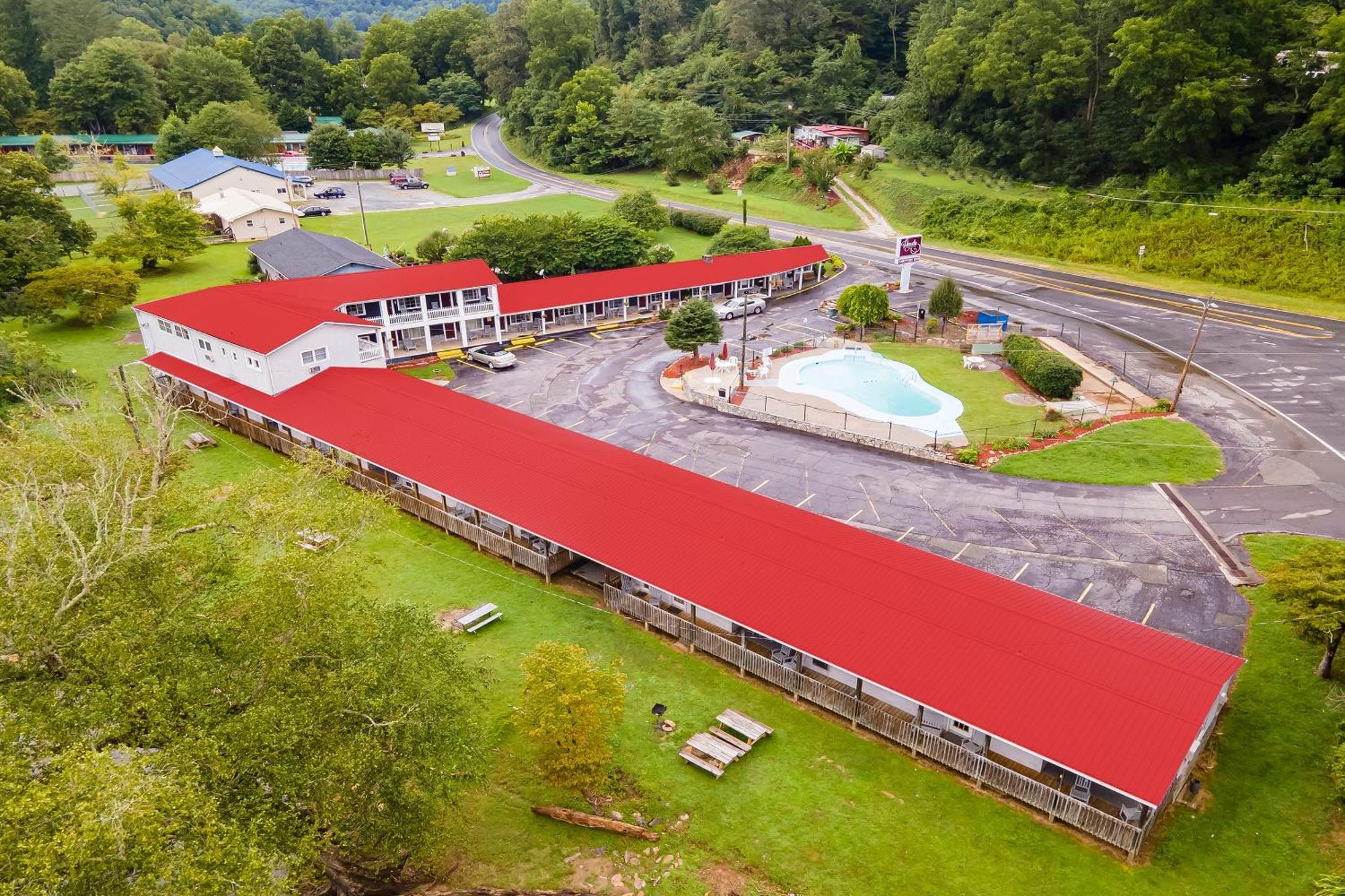 Lloyd'S On The River Country Inn By Oyo Bryson City Kültér fotó
