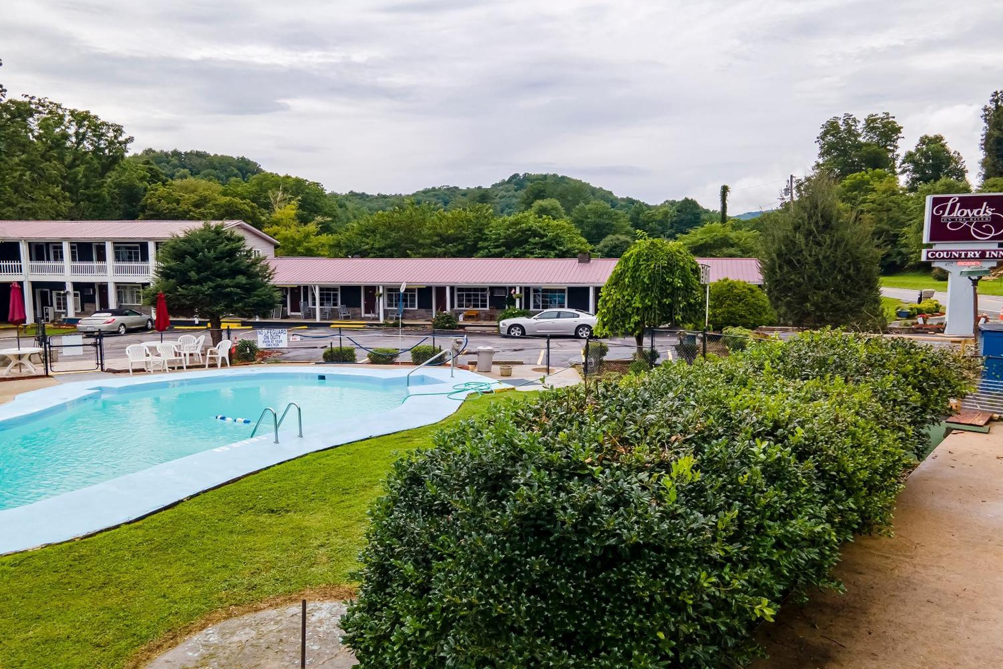 Lloyd'S On The River Country Inn By Oyo Bryson City Kültér fotó